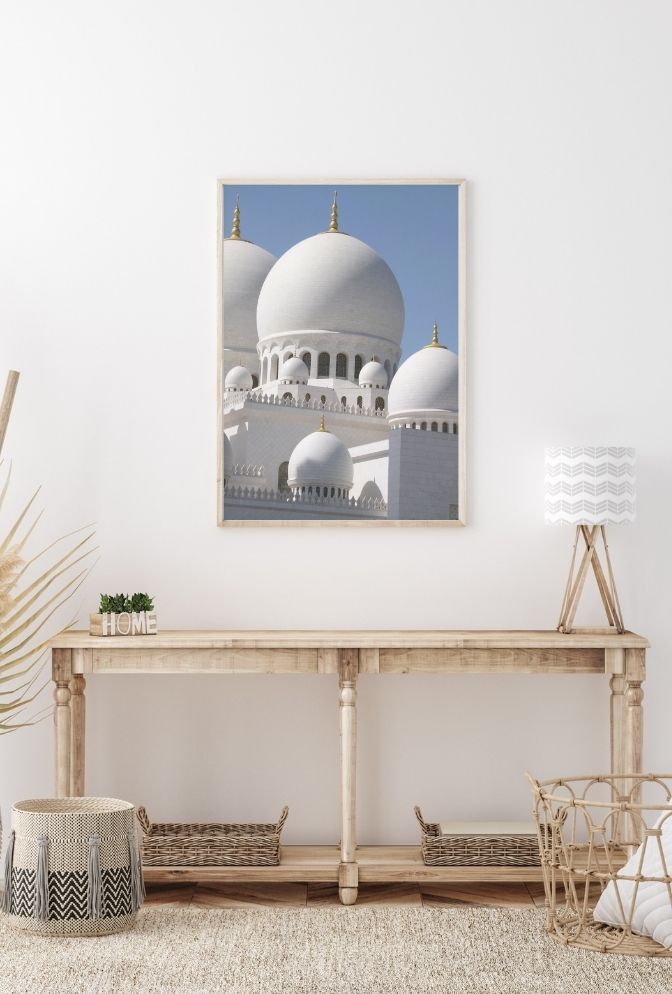 Grandeur in White: Sheikh Zayed Mosque Canvas Art