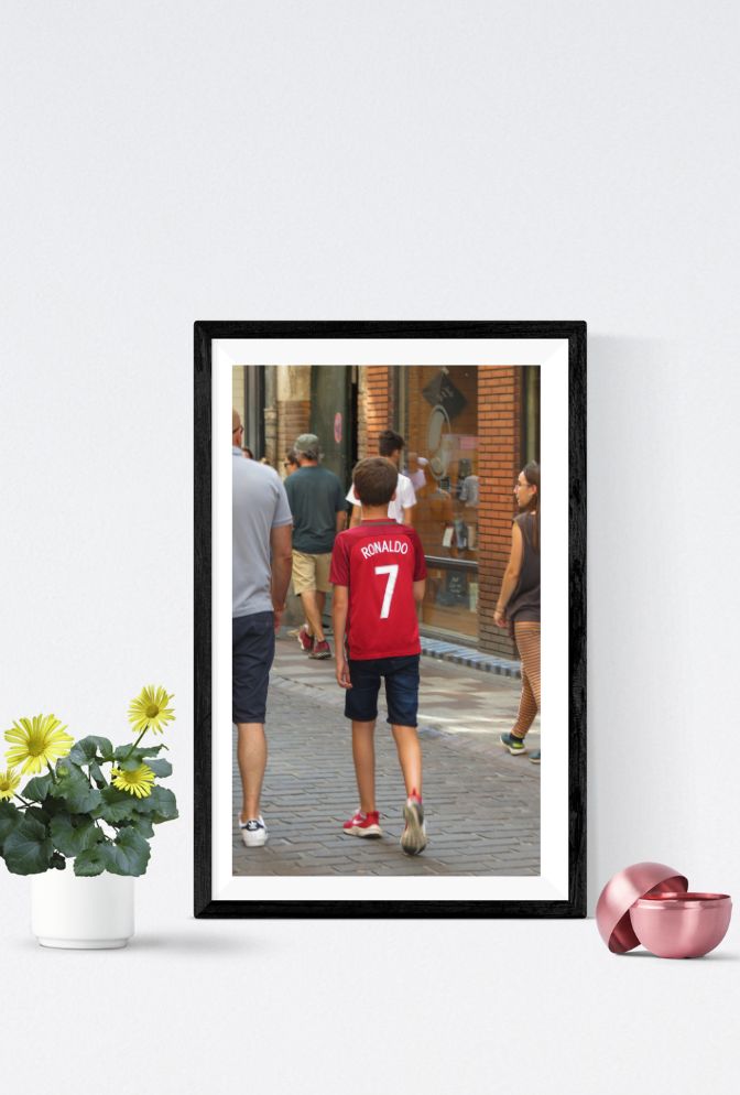 "Cristiano Ronaldo Canvas Art: Celebrate the Legend on Your Walls"